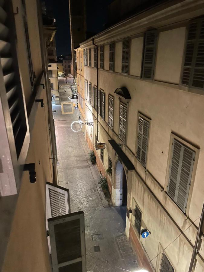 Al Battistero Lägenhet Parma Exteriör bild