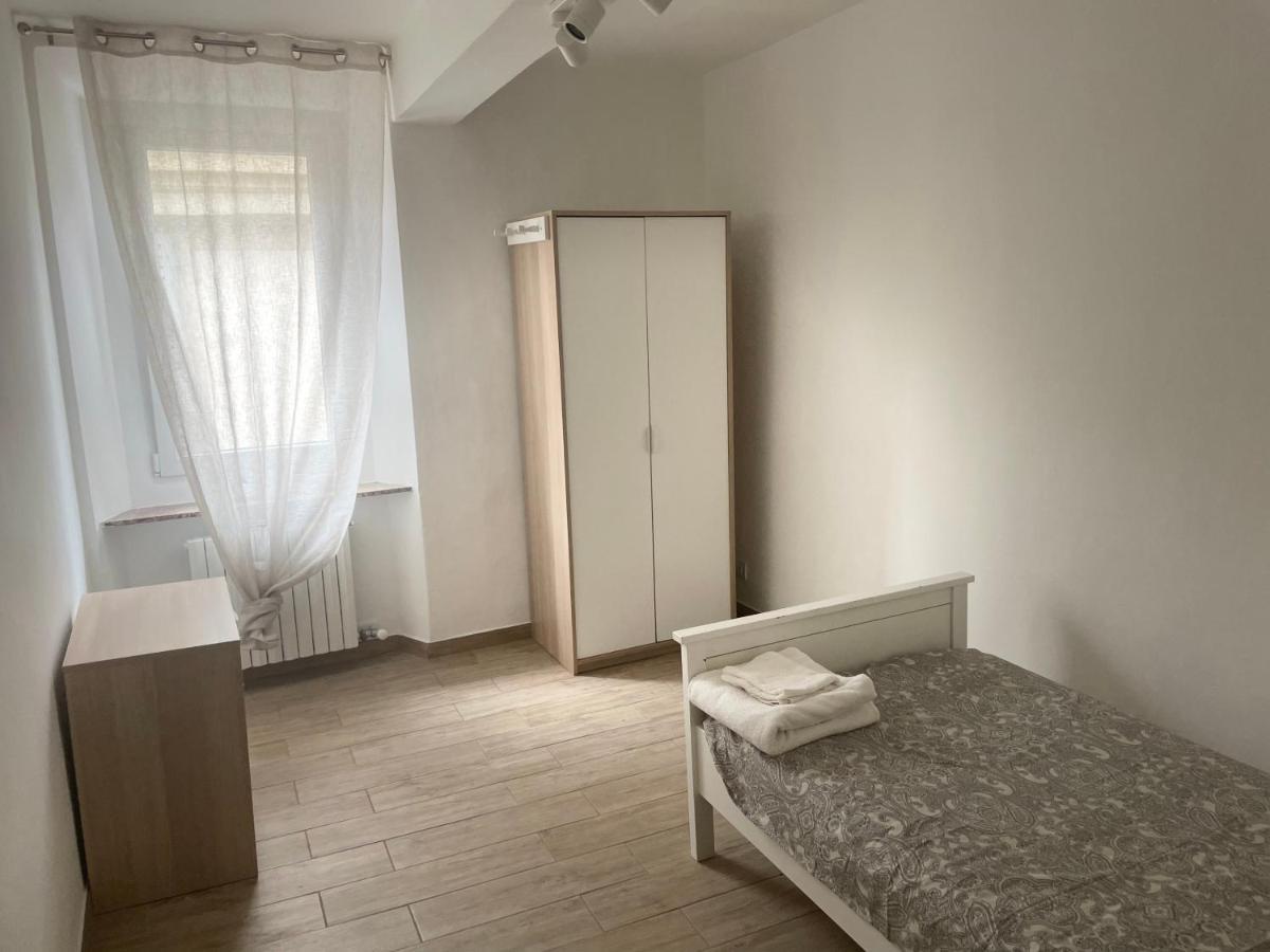 Al Battistero Lägenhet Parma Exteriör bild